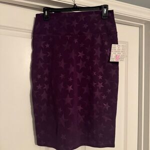 NWT LuLaRoe Cassie Pencil Skirt - Size Medium - Purple Stars